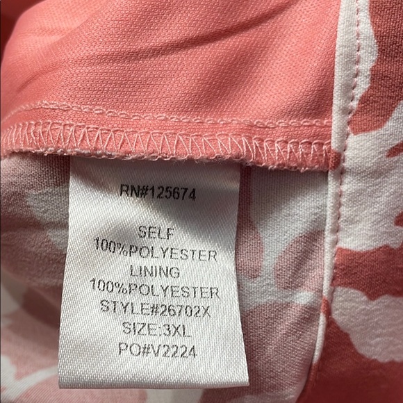 Floral Ruffle Blouse - Pink and White - Picture 9 of 9